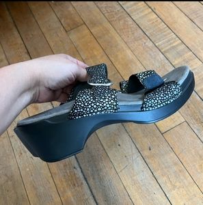 New Dansko Clog Sandle Mule Slide sz 41, or 10 11 Excellent Like New